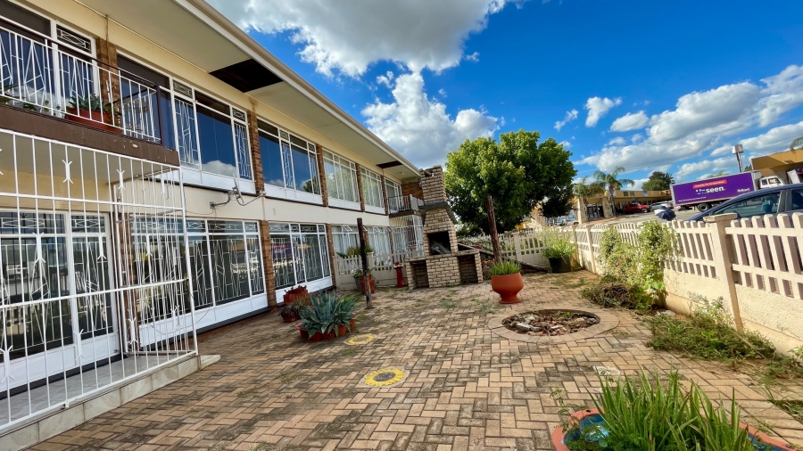2 Bedroom Property for Sale in Flamwood North West